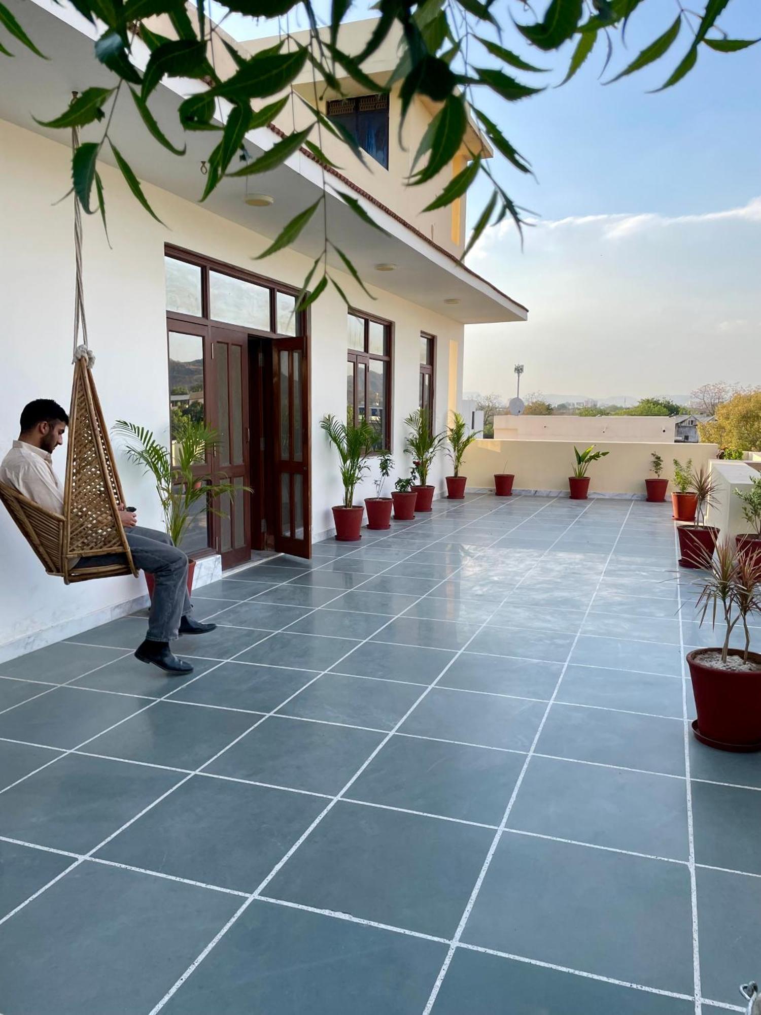 Karni Nivvas - Luxury Redefined Vila Udaipur Exterior foto