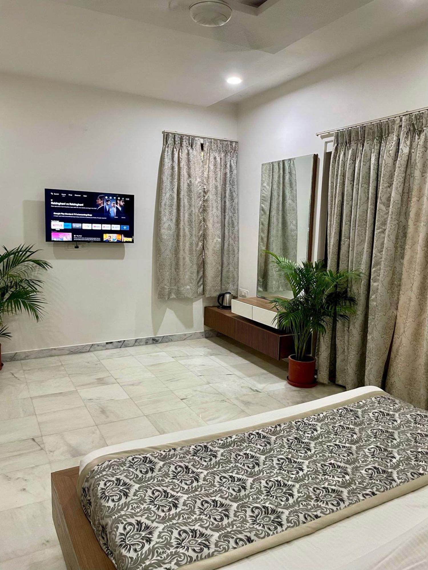Karni Nivvas - Luxury Redefined Vila Udaipur Exterior foto